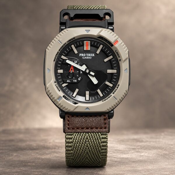 Мъжки Casio Pro Trek Sand / Olive Strap