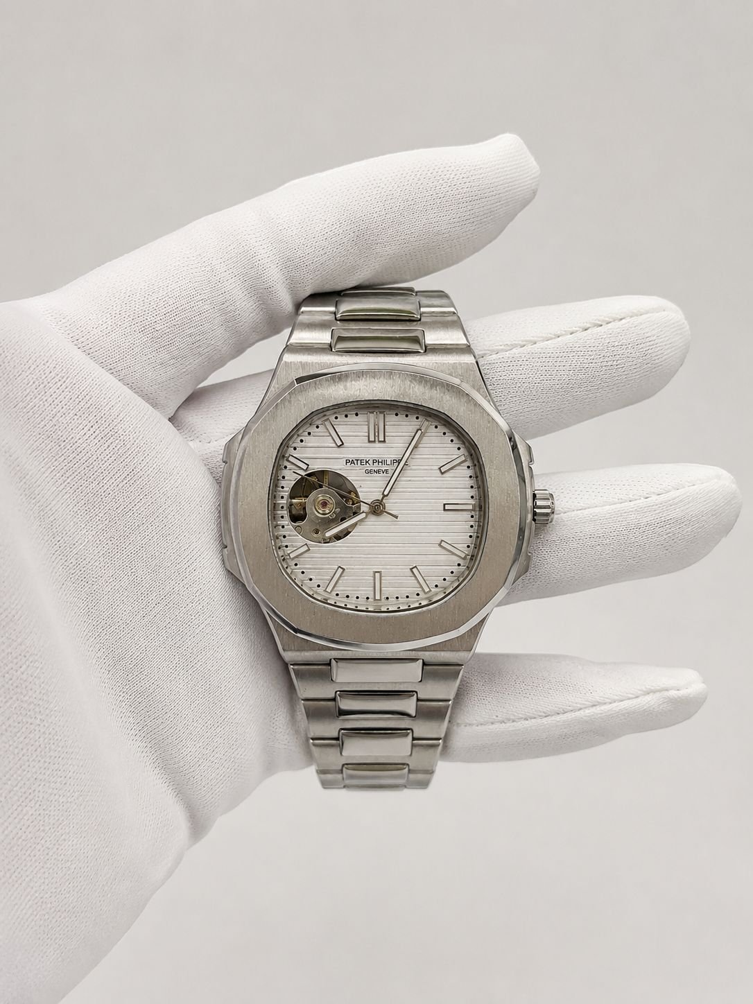 Мъжки Patek Philippe Nautilus White Dial Open Heart #158